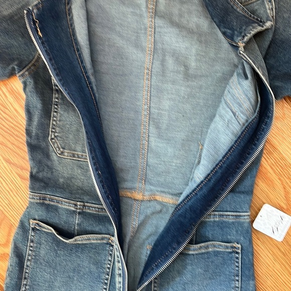 Free People Lennox Denim Skinny Utility Jumpsuit size Size NWT - Picture 10 of 16